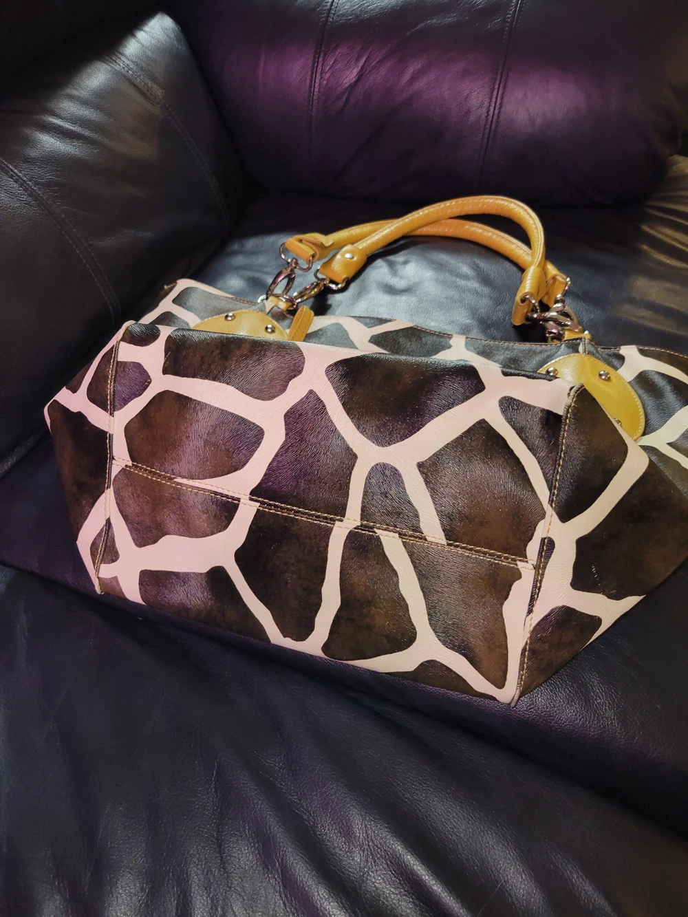 Giraffe-Pattern Tote with Mustard Yellow Accents